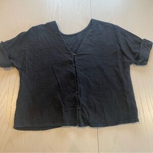 Vetta Capsule Gauze Button Up Top